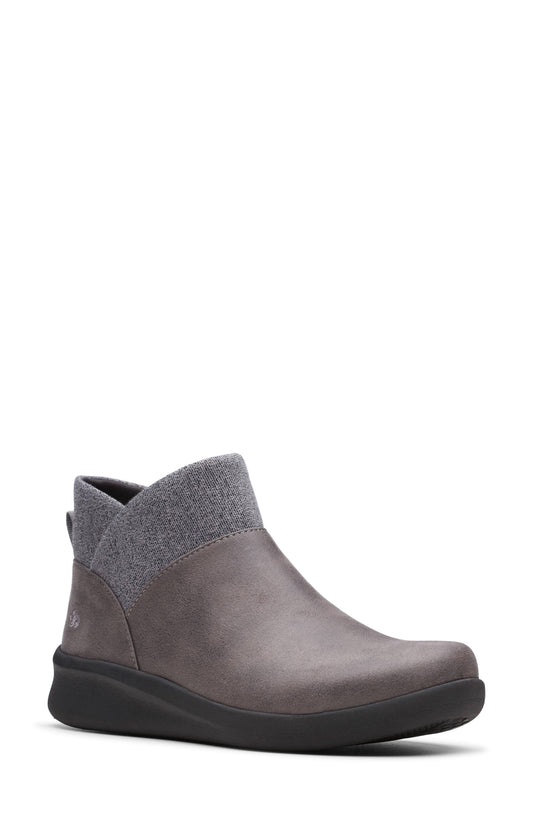 Clarks Sillian 2.0 Dusk Womens Ankle Boots, Size: 9, Grey RYR0_Y8MAQ79