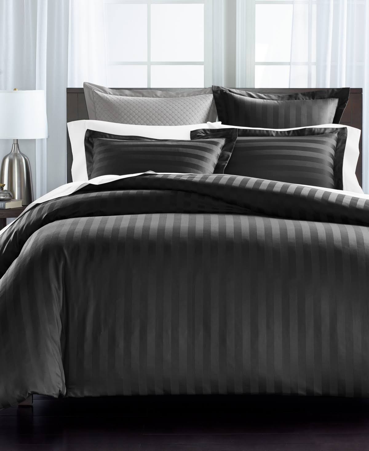 Charter Club Damask Collection Thin Stripe 550-Thread Count 2-pc. Twin Comforter Set, Created for Macy&s - Black NPY7_S9LTB35