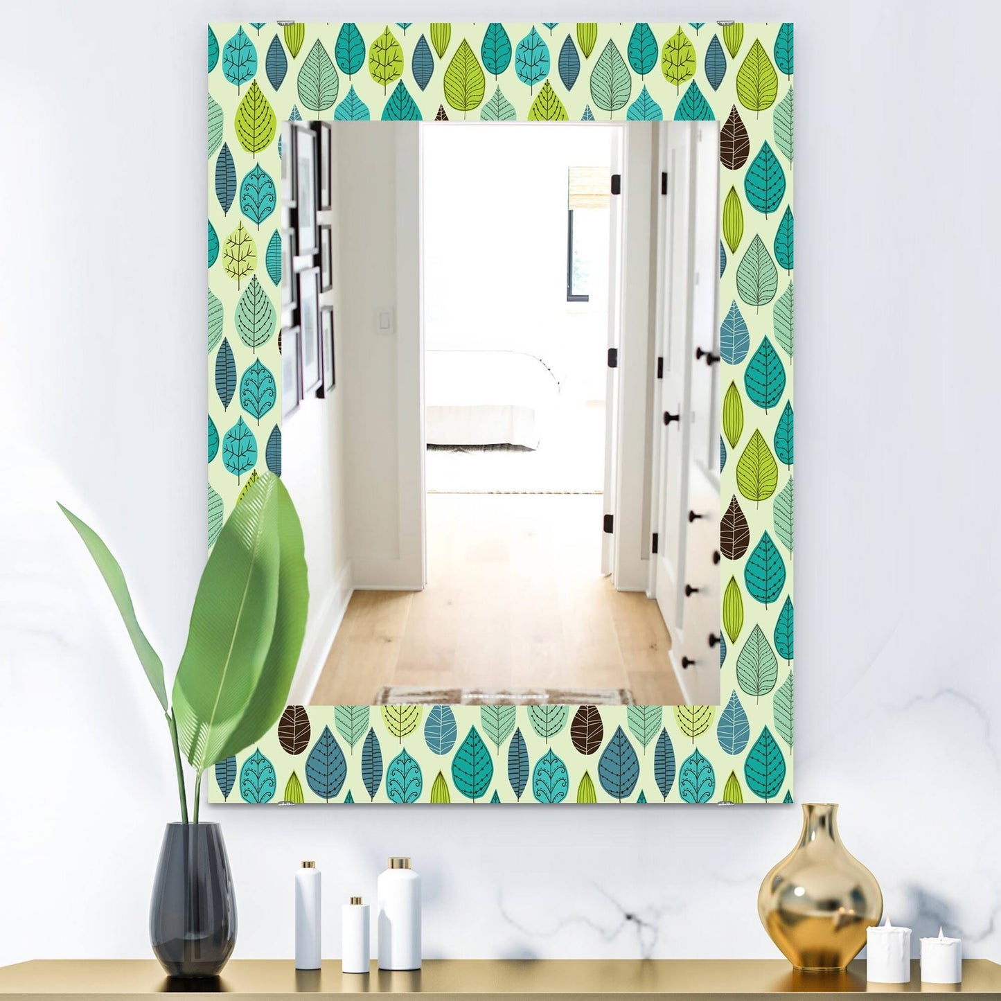 Designart Texture with Leaf Mid-Century Mirror - Wall Mirror - 23.7 in. Wide x 31.5 in. High LAJ3_I4EXM68